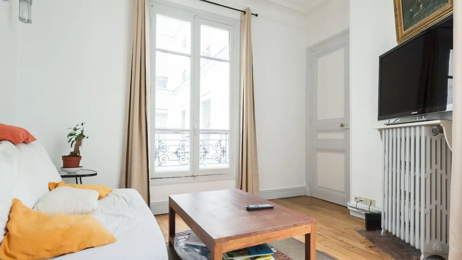 Bright Apartment Of 41M2 In The 10Th -Paris